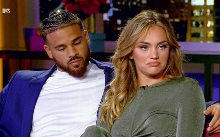 Taylor Selfridge lost one of her twins to 'Vanishing Twin Syndrome.'